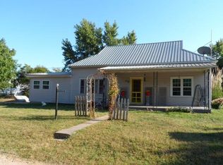 1314 29th Ave, Canton, KS 67428