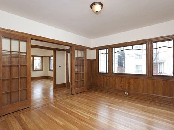 4th image of 572 Wesley Ave