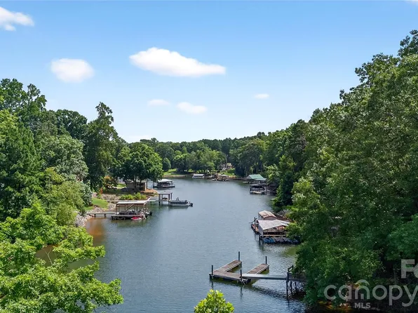 7508 Bankhead Rd, Denver, NC 28037