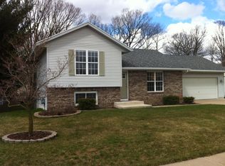 3125 Maplevale Ct SW, Grandville, MI 49418