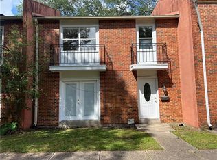 7702 Belcrest Pl, New Orleans, LA 70126