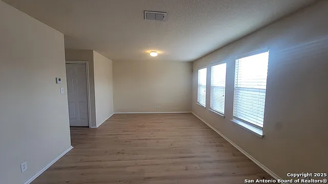 5411 Duke Fld — Photo 4