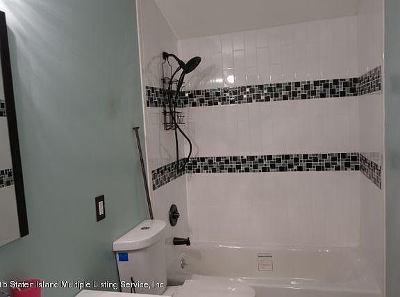 3rd image of 11 E Macon Ave