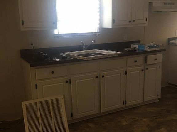 3rd image of 309 Hillwood Dr #1