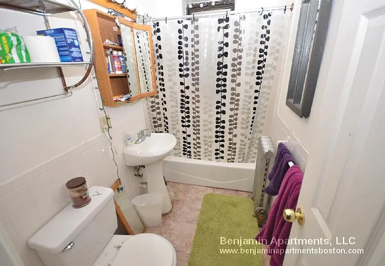 17 Cummings Rd #E — Photo 5