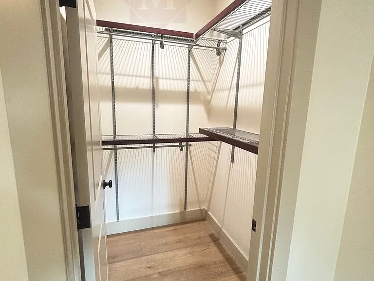 1731 Laurel Ave — Photo 7