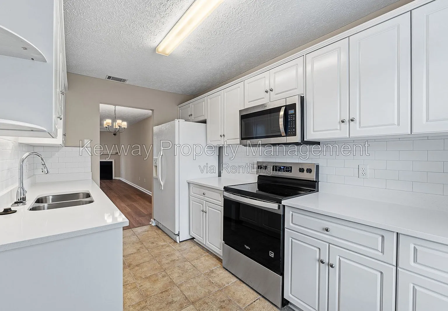 2 bed, 2.0 bath, 1092 sqft, $1,365 — Photo 3