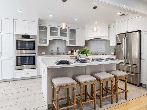 8 Dove Place, Novato, CA 94949