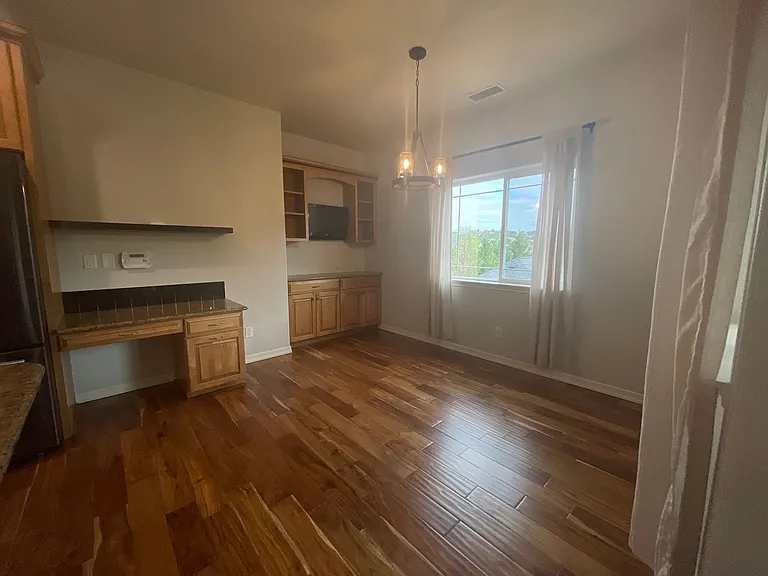 228 Winchester Creek Ave — Photo 26