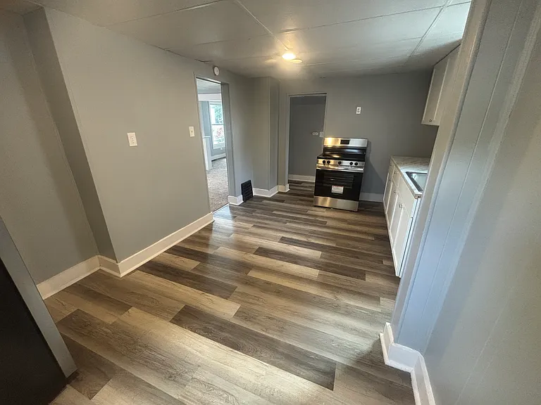 798 Dayton St — Photo 7
