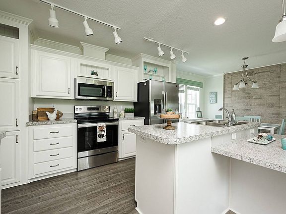 4th image of 136 Dublin Cir #136