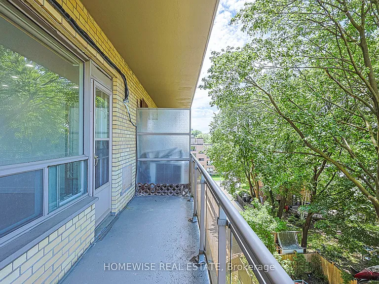 2500 Bathurst St #401 — Photo 18
