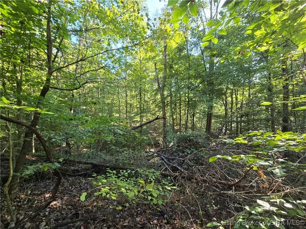  Craig Cooper Road, New Albany, IN 47150