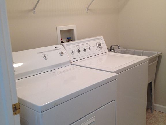 first floor washer and dryer