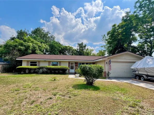 799 W Lake Otis Dr, Winter Haven, FL 33880