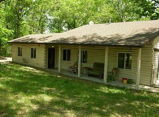 605 Lake Forest Dr, Eureka Springs, AR 72631
