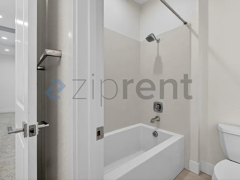 665 N Amarone Dr — Photo 30