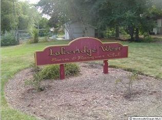 14 Prests Mill Rd, Old Bridge, NJ 08857