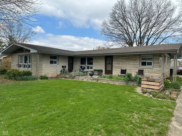 3250 Hillcrest Dr, Columbus, IN 47203