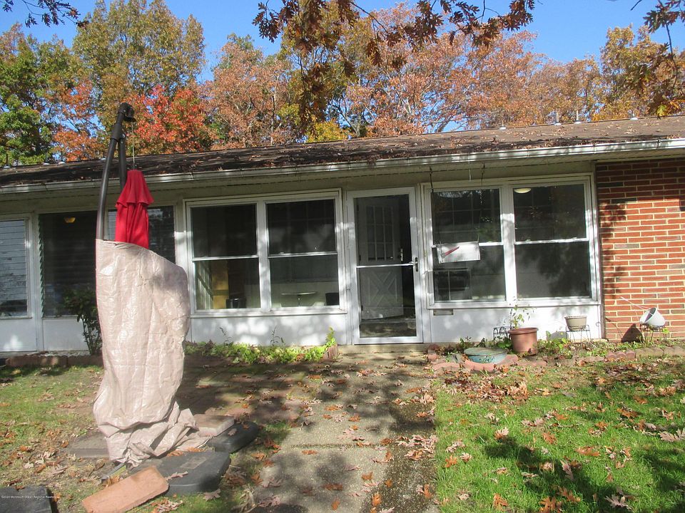 1st image of 475C Thornbury Ct #1003