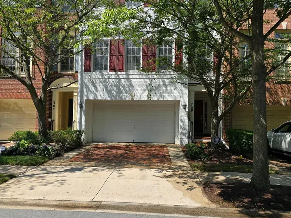 309 Oak Knoll Ter, Rockville, MD 20850