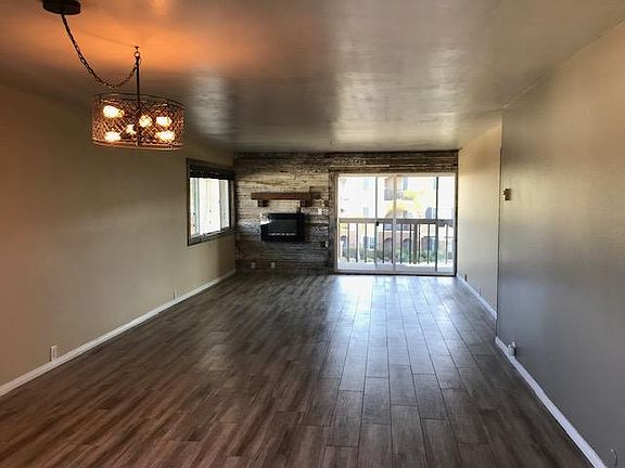 2nd image of 1019 Susana Ct