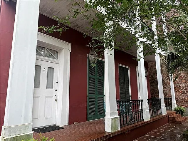 1206 Chartres St #10