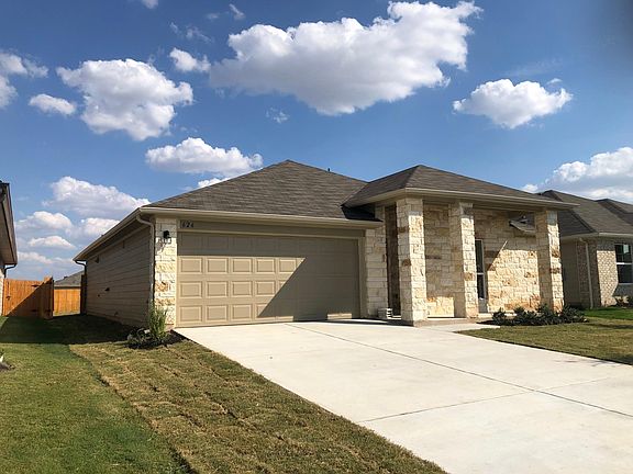 3rd image of 626 Concho River Dr