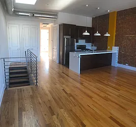 Rented by Alexander Bilu, LREB