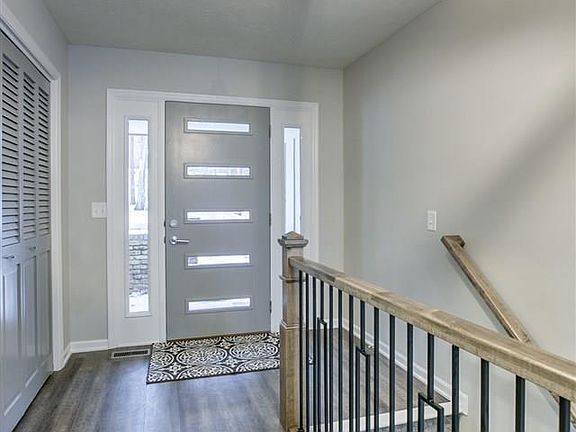 2nd image of 1635 S 113th Plz