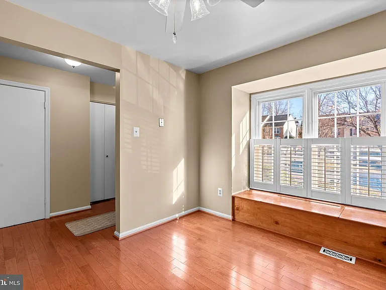 8871 Manahan Dr — Photo 9