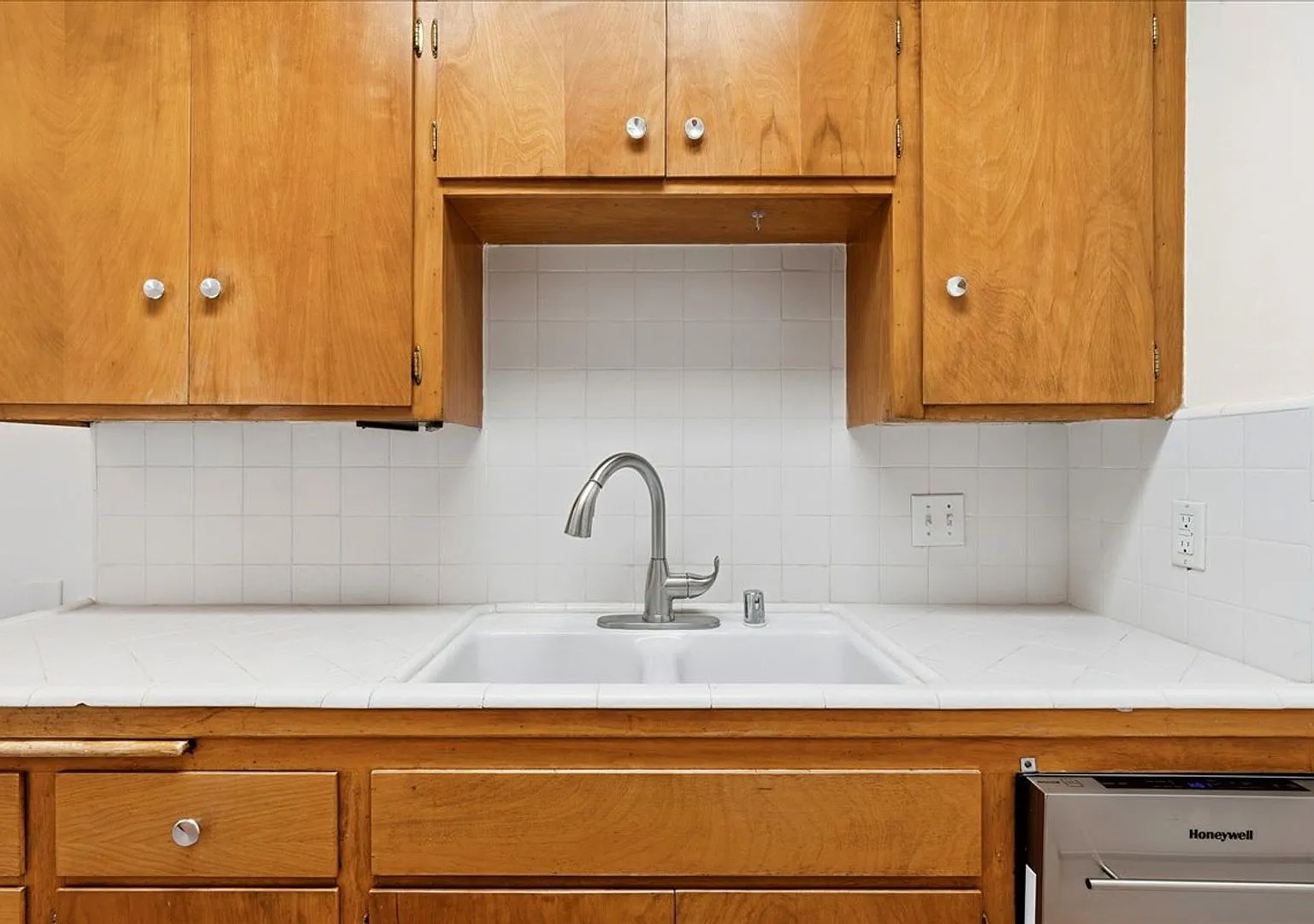 4444 E. Sunny Dunes Road — Photo 4