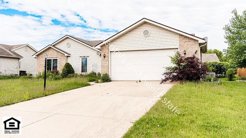 3 bed, 2.0 bath, 1247 sqft, $2,000 — Photo 1