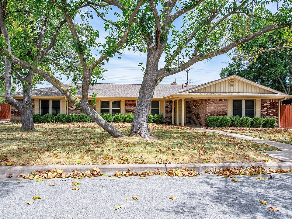 1st image of 3025 Creasey Dr