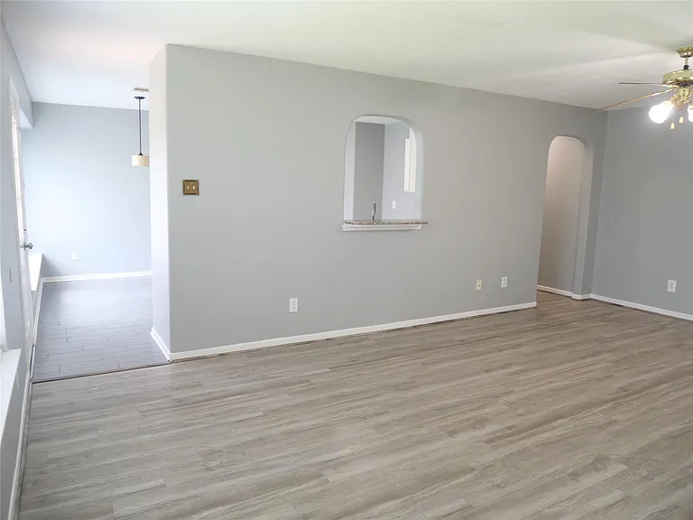 11931 Panay Village Cir — Photo 12