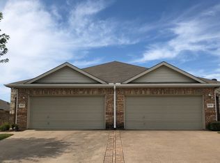 1017 Newcastle Dr, Weatherford, TX 76086