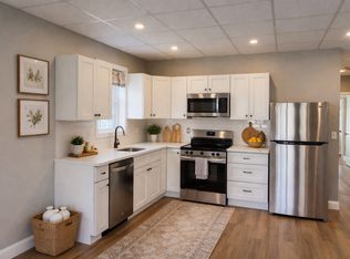 88 Main St #201, Colebrook, NH 03576