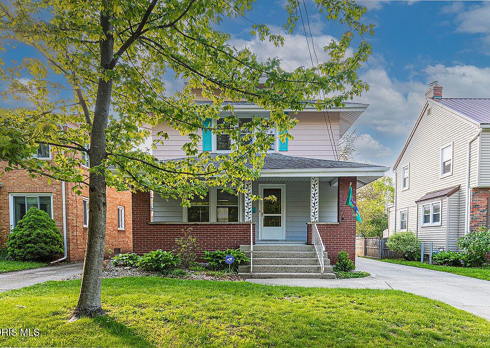1st image of 1889 Princeton Dr