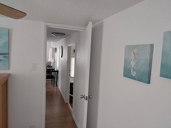 5th image of 1417 24th Avenue Dr W #1417