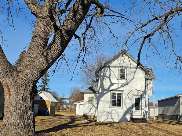 90 W Main St, Lewiston, MN 55952