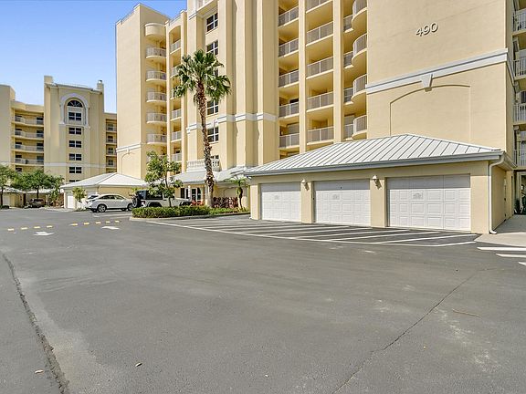 2nd image of 490 Sail Ln APT 303
