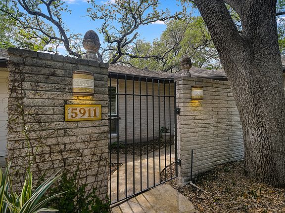 4th image of 5911 Forest Crest St