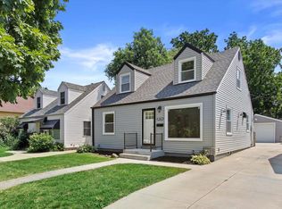 1916 S 98th St, West Allis, WI 53227