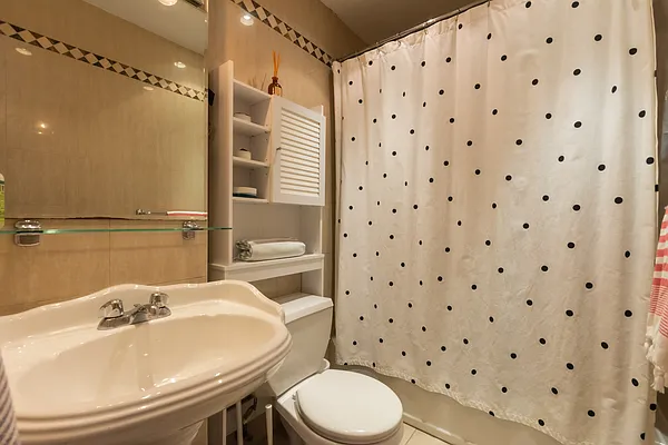 Rented by Corcoran | media 21