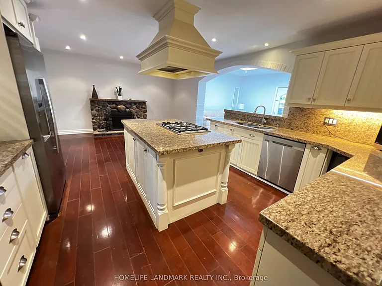 2301 Bennington Gate — Photo 8