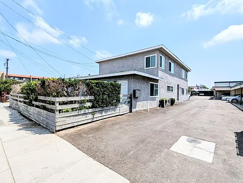14714 S Inglewood Ave Photo 1