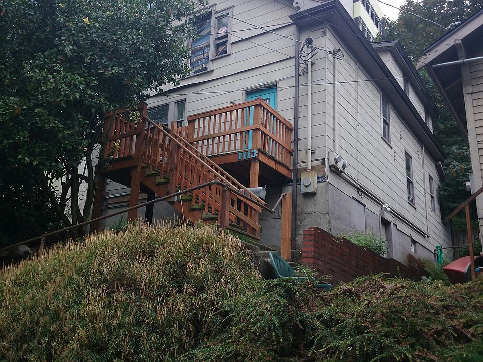 1st image of 1113 Dexter Ave N