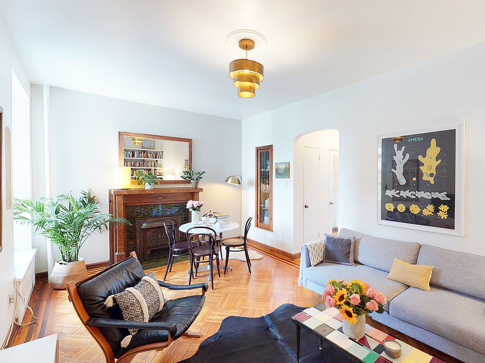 1st image of 233 Park Pl APT 29