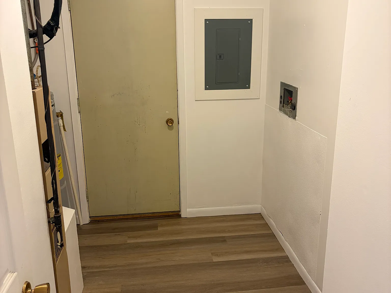2 bed, 800 sqft, $750 — Photo 2