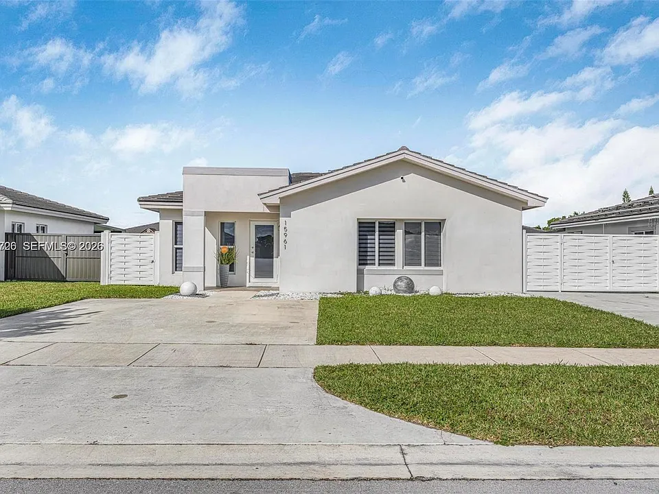 15961 SW 307th Ter
